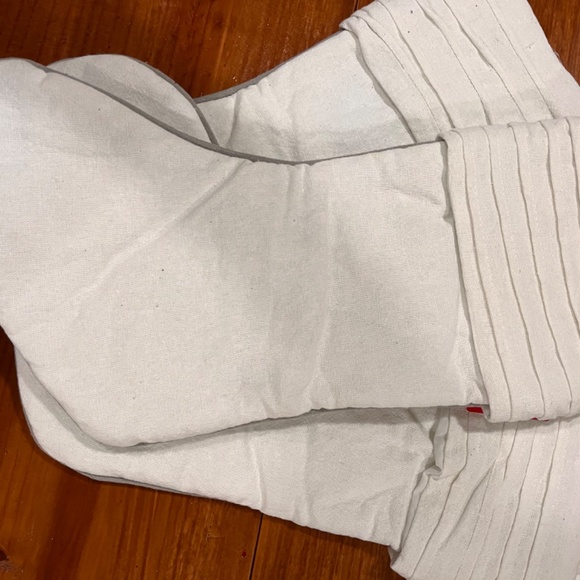 NWT Bundle of 3 Linen Embroidered & Sequined Stockings - Picture 4 of 7